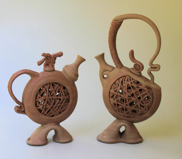 Sculptural Tea Pot 71118