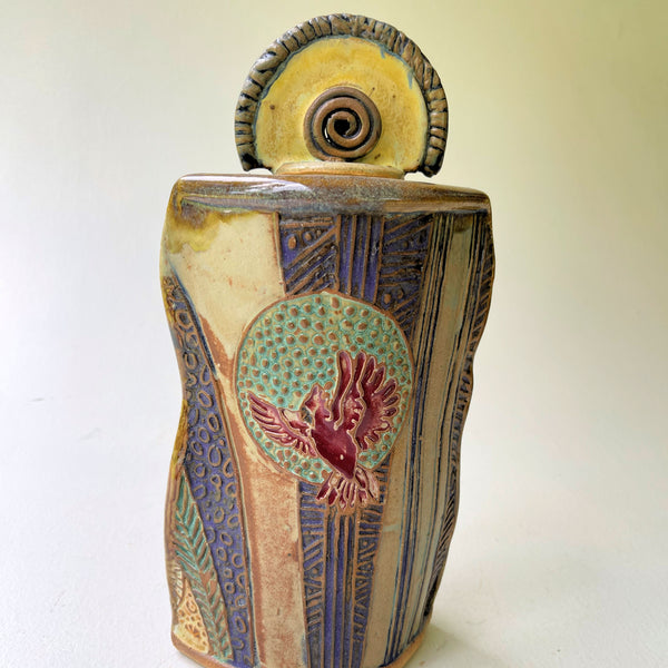 Robin Pottery Vessel with Lid - Handmade Ceramic Art