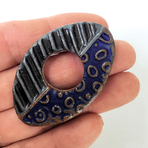 Abstract Focal Bead Oval Shape - Black and Blue