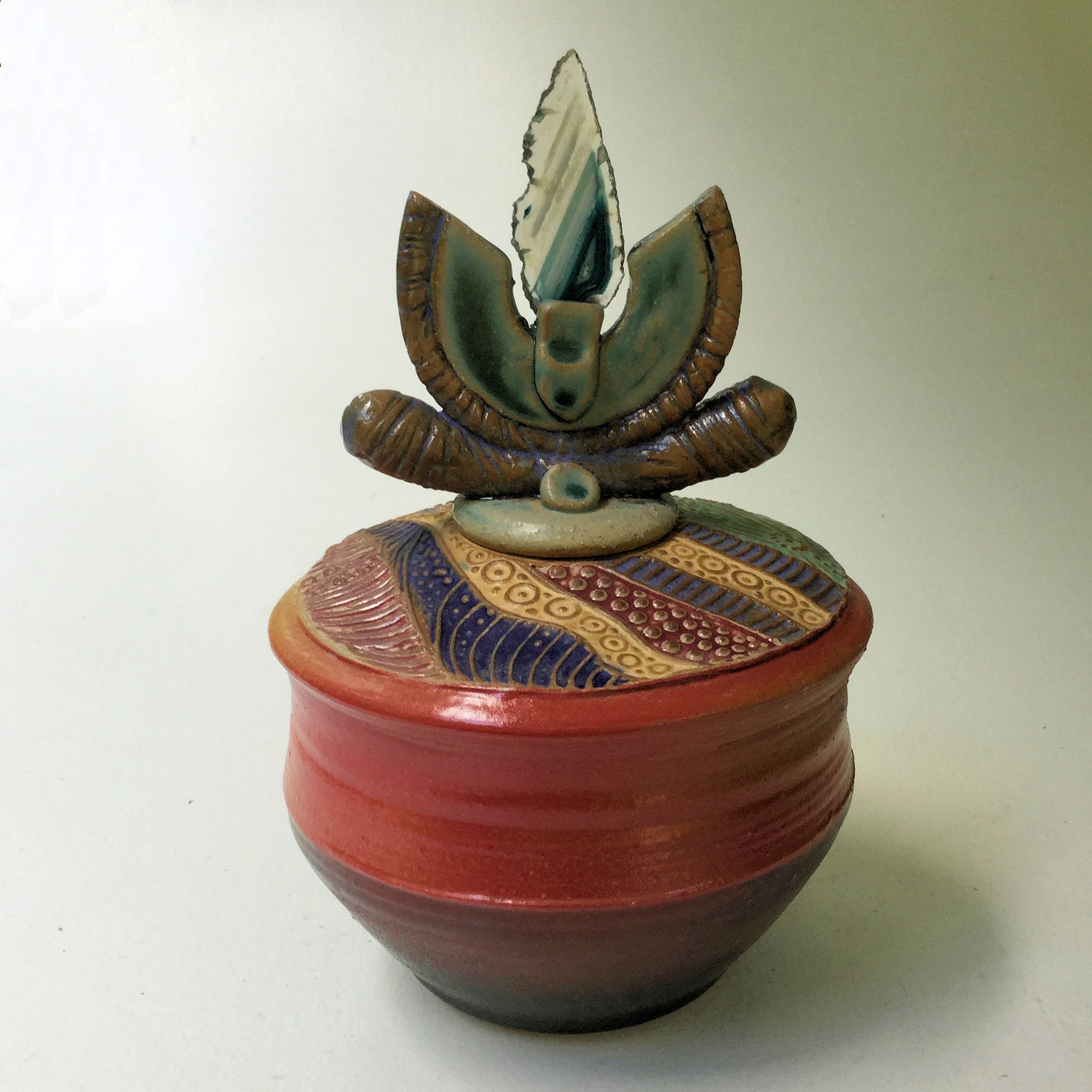 Pottery Vessel with Agate Lid Decorative Gift Vase Handmade